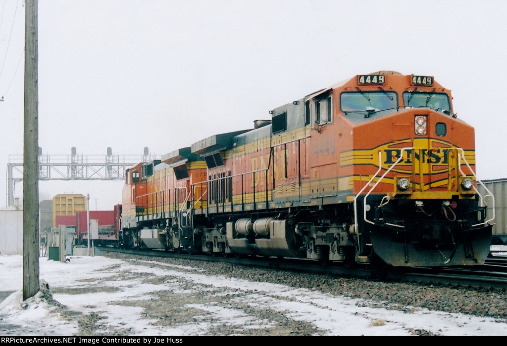 BNSF 4449 West